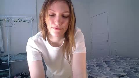 Sue online show from March 28, 10:30 pm