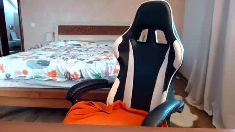 msmarshmallow1 online show from January 13, 12:42 pm