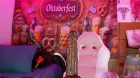 Manuela  online show from September 21, 3:38 am