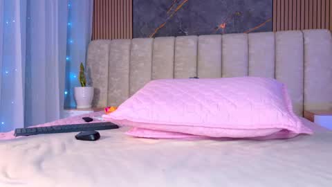 Tell me Sofi  online show from March 6, 3:12 am