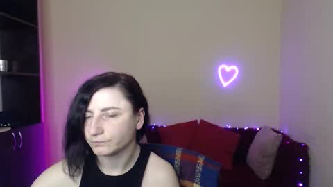 Jeneva online show from December 15, 6:57 pm