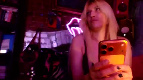 myluckyfuck online show from October 19, 1:24 pm