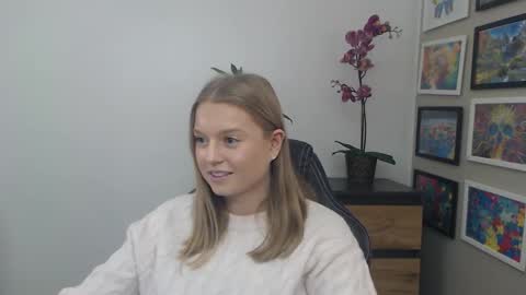 Erica online show from January 16, 1:07 pm