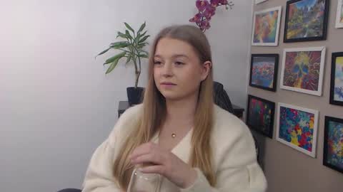 Erica online show from January 31, 11:56 am