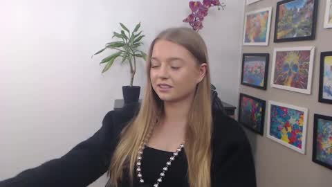 Erica online show from January 30, 8:01 am