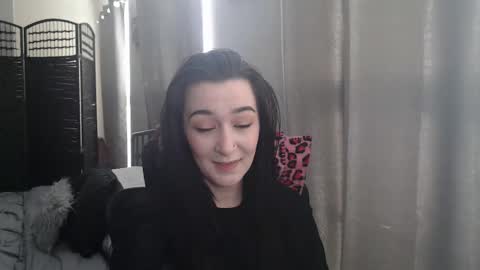 MysticMuse online show from March 8, 2:38 pm