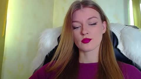 mysticvenus_ online show from December 15, 9:36 am