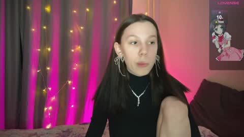 Snapshot of na_prikole_ chatting on February 7, 9:15 pm Vanessa and Julia online show from February 7, 9:15 pm