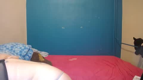 nadinnnea online show from February 21, 7:43 pm