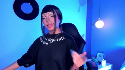 naff_eratu online show from March 23, 9:43 pm