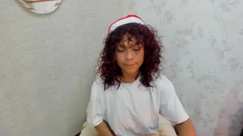 Nahomy online show from December 14, 10:15 pm