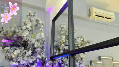 nahomycarterr online show from March 28, 11:43 am