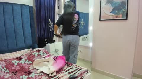 Snapshot of nai_blue chatting on October 18, 11:57 am nai_blue online show from October 18, 11:57 am