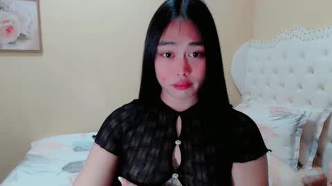 Kate online show from December 4, 2:37 pm