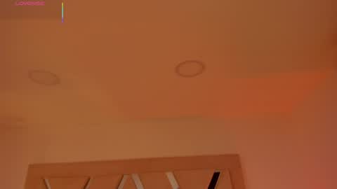 INSTAGRAM  m2221     online show from April 11, 10:08 am