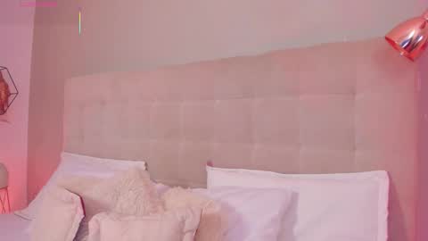 INSTAGRAM  m2221     online show from February 10, 11:02 am