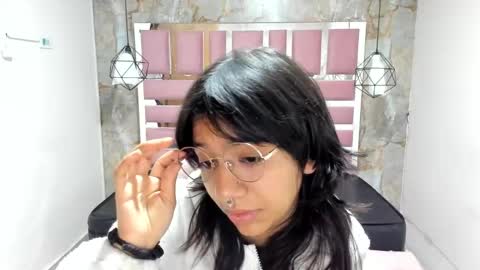 nami_usagi online show from December 12, 11:07 am