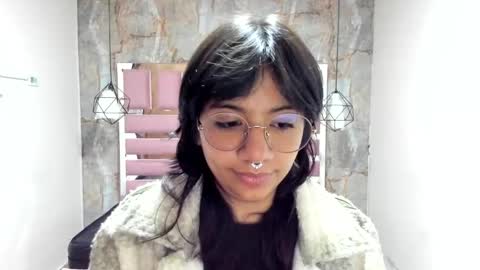 nami_usagi online show from December 24, 11:17 am