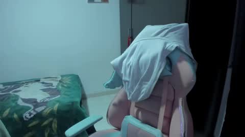 Nami online show from February 11, 2:25 am