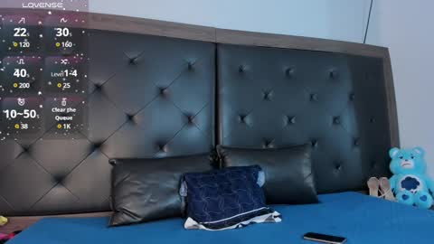 namithomson online show from January 25, 2:15 am