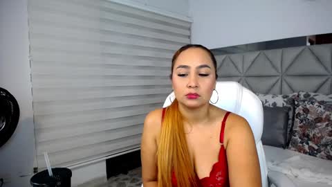 Snapshot of nana_levy chatting on January 15, 3:43 am Nana levy online show from January 15, 3:43 am