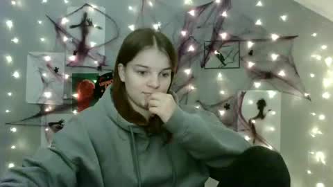 Snapshot of nana_new chatting on October 3, 8:19 am Nana online show from October 3, 8:19 am
