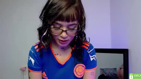nanamii_04 online show from October 9, 1:43 am