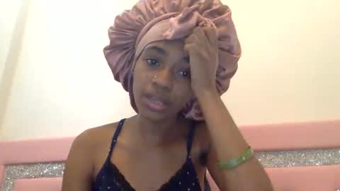 nanaonn online show from March 6, 7:09 pm