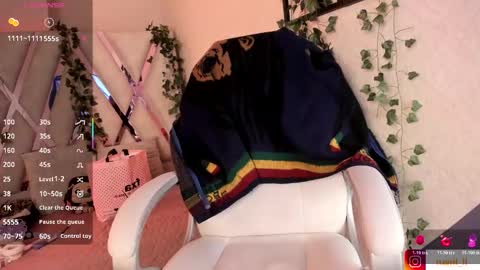 anna online show from November 7, 7:52 pm