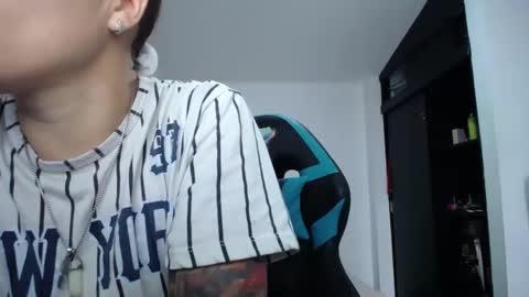 nanna yoshi online show from February 3, 7:31 pm