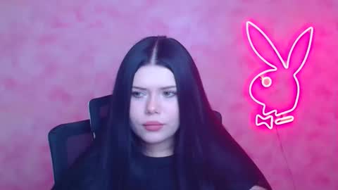 Naomi online show from December 18, 6:56 pm