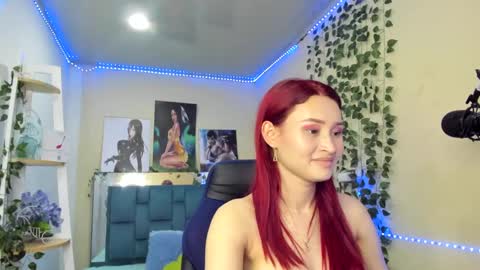 Snapshot of naomy777_ chatting on February 16, 1:49 am naomy online show from February 16, 1:49 am