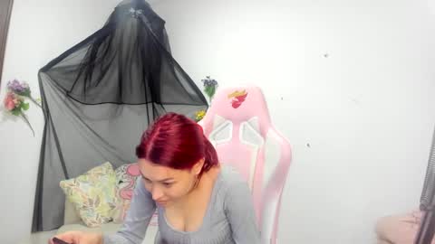 Snapshot of naomy777_ chatting on February 14, 3:26 pm naomy online show from February 14, 3:26 pm
