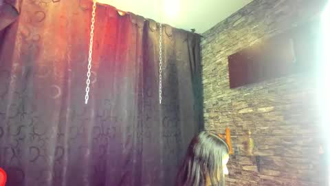 naomy  online show from October 20, 11:35 am