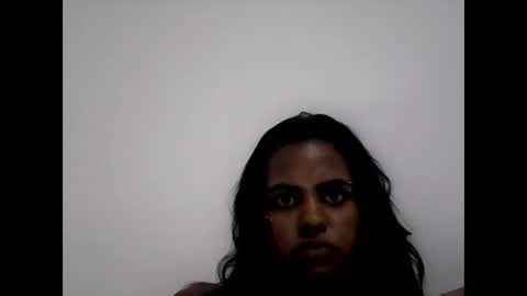 nara_brasileirinha online show from January 29, 3:12 am