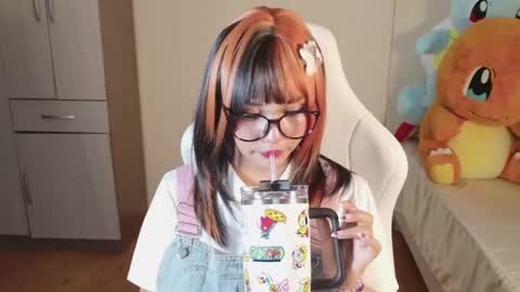 Naree online show from April 3, 3:32 pm