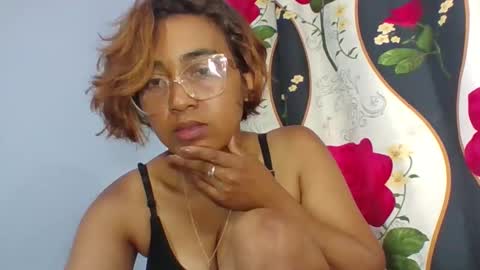 narindra884634 online show from February 28, 12:59 pm