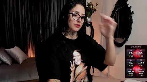 Snapshot of nasty_alice1 chatting on March 3, 2:33 am Goddess Alice online show from March 3, 2:33 am