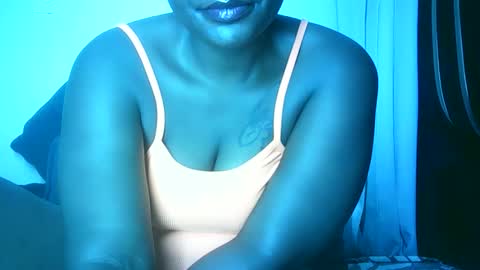 nasty_stinger online show from May 9, 2:30 pm