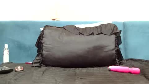 Bella online show from December 2, 4:31 pm