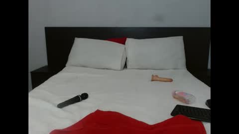 nastypervetx2 online show from October 25, 10:45 am