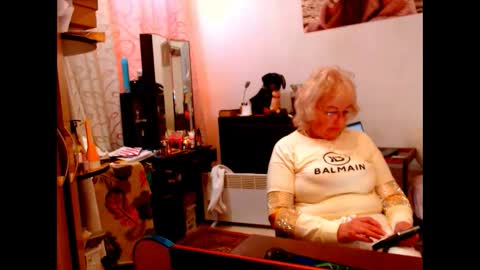 natali online show from February 19, 8:55 am