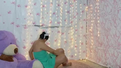 nataliavela online show from November 17, 9:54 am