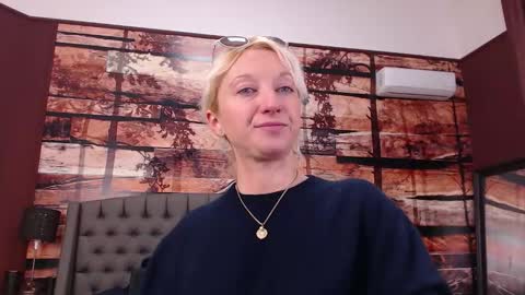 Natalie online show from January 18, 12:01 pm