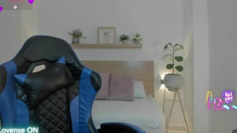 Nataly online show from April 5, 2:21 am