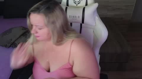 Natalli online show from February 20, 8:17 am