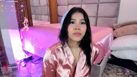 Natasha Sccott online show from September 14, 4:27 pm