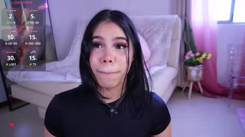 Natasha Sccott online show from November 6, 6:14 pm