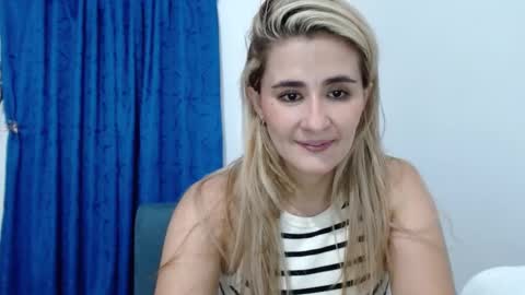Snapshot of natasha_lopera chatting on January 12, 3:07 am Natasha online show from January 12, 3:07 am