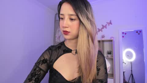 Natasha Independent model online show from January 7, 5:01 am